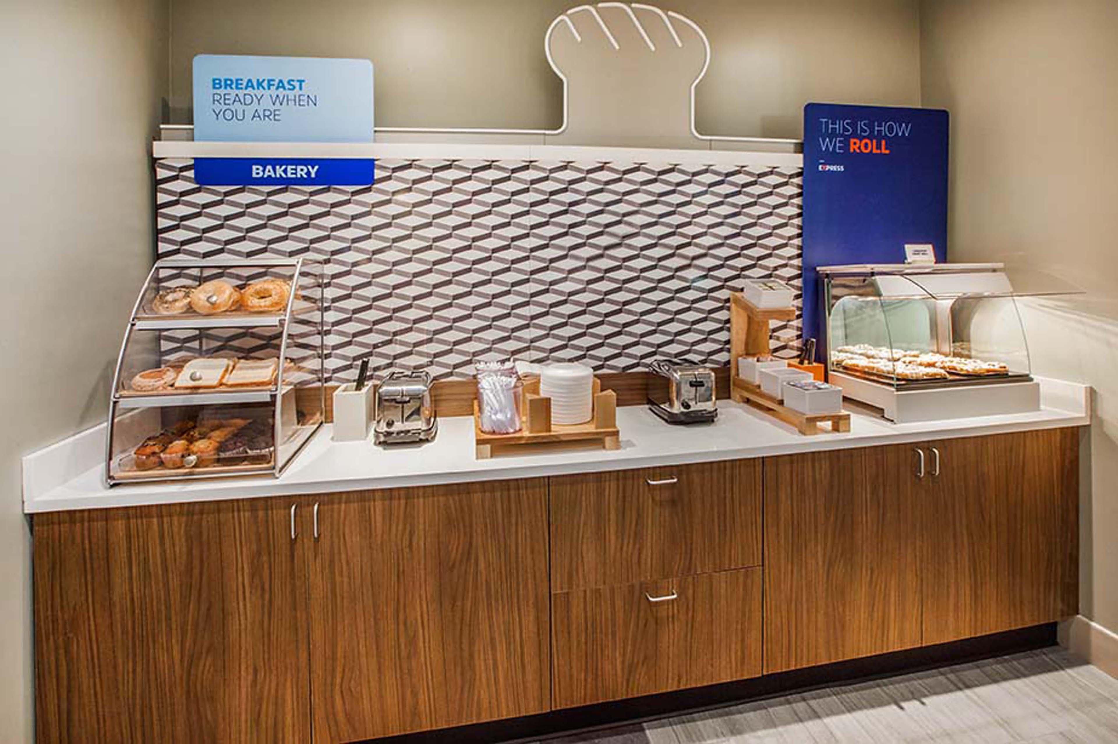 Holiday Inn Express Hotel & Suites Baton Rouge -Port Allen By Ihg Bagian luar foto